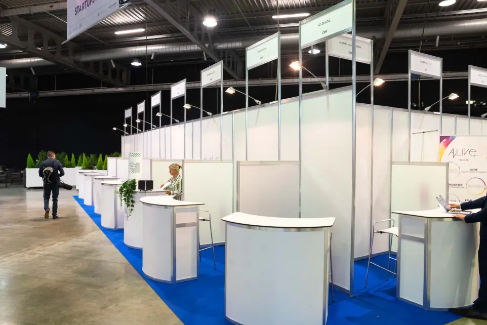 General built of octanorm booth